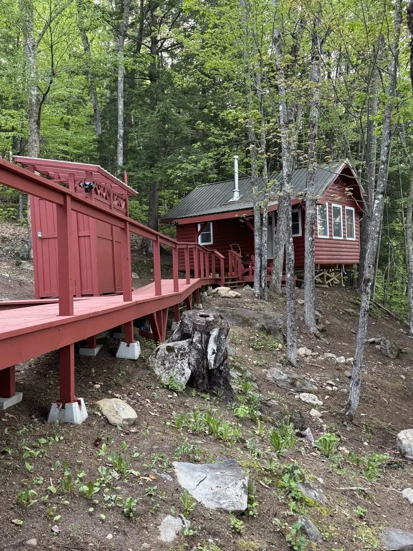 The Guest Lodge at Santa Claus Lake