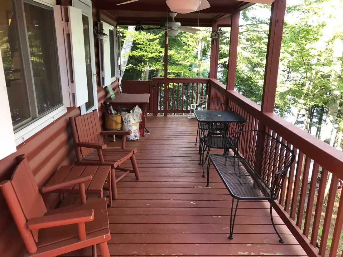 The Guest Lodge at Santa Claus Lake