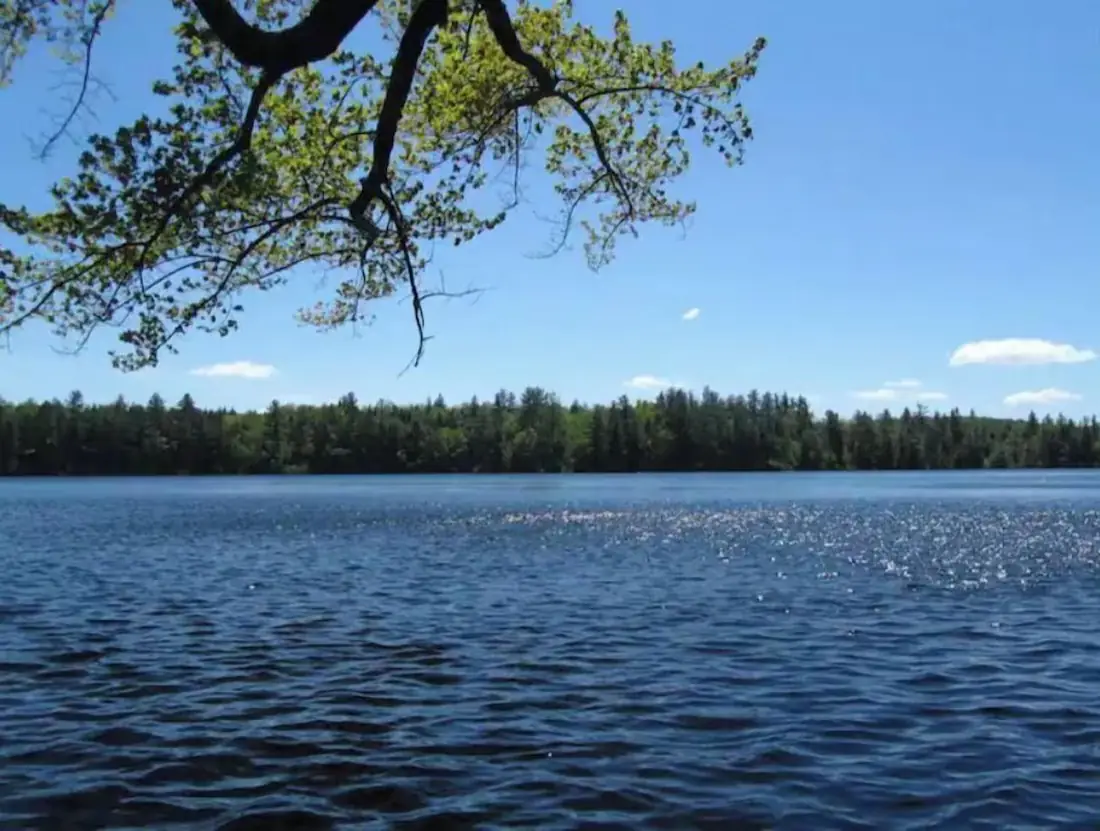 The Guest Lodge at Santa Claus Lake
