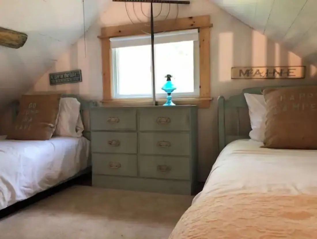 The Guest Lodge at Santa Claus Lake